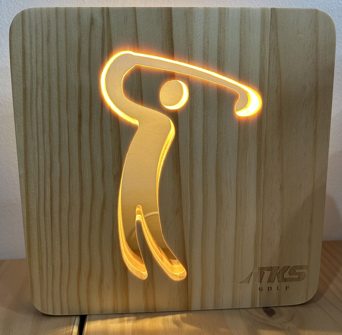 TKS golf wooden gift with light