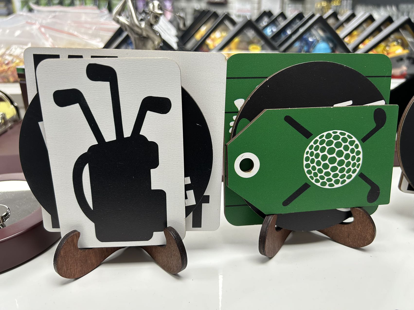 Golf  wooden desktop ornament